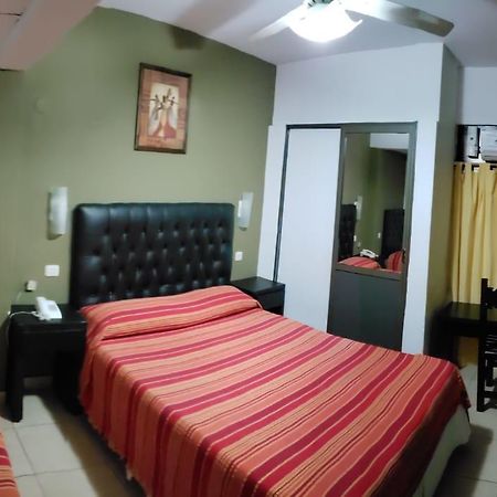 Hotel Bristol Paraná Eksteriør billede