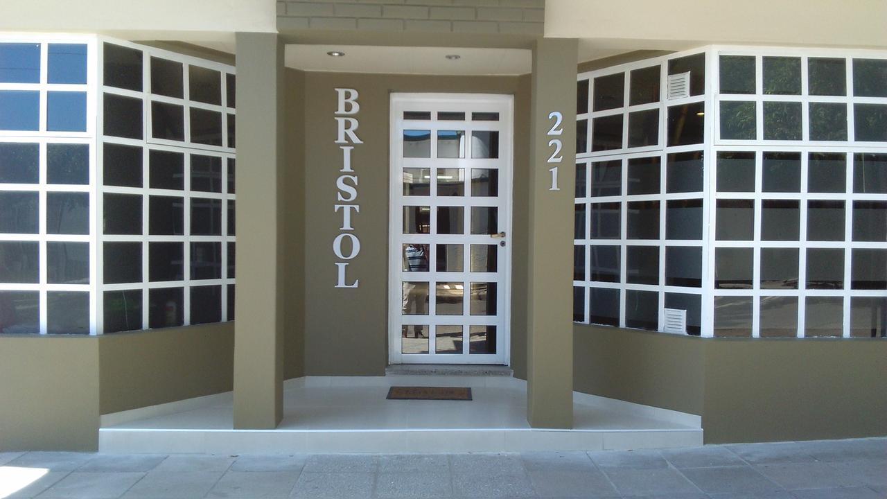 Hotel Bristol Paraná Eksteriør billede